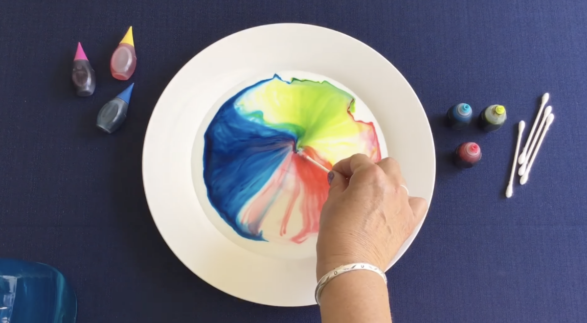Swirling color together to create a stunning visual science experiment brought to you by ABCmouse. 
