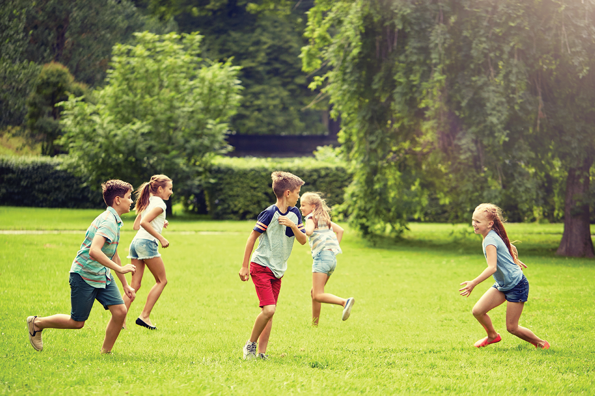 Fun outdoor games  for a fun summer activity. 