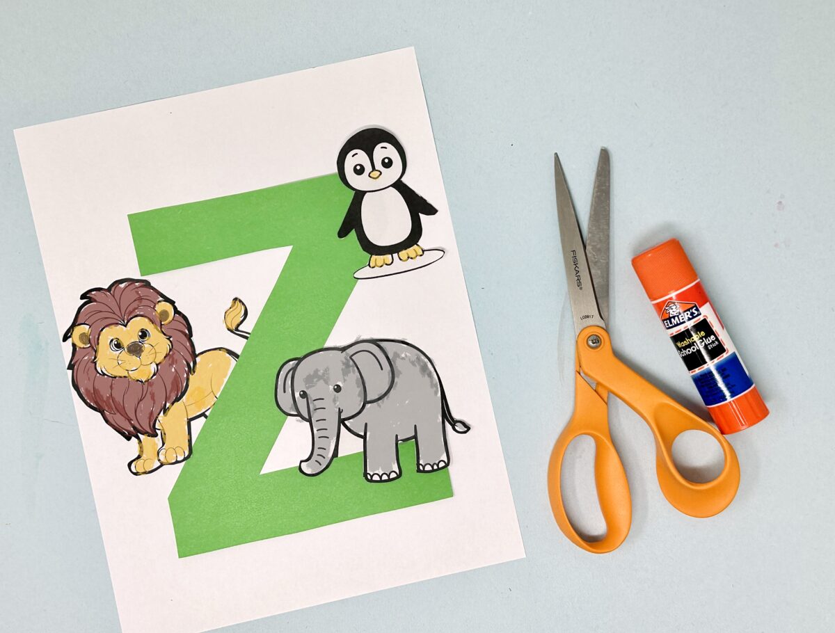 Z is for zoo simple craft for preschoolers from ABCmouse.com. 
